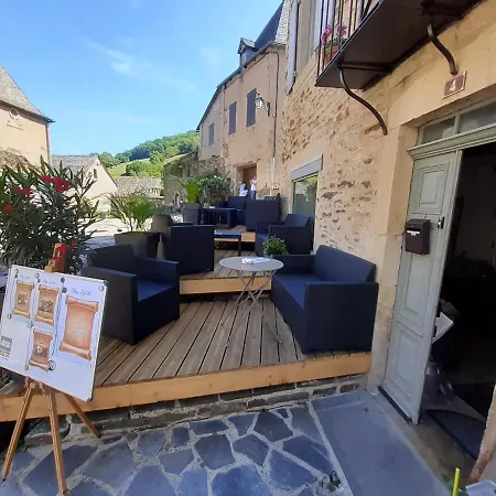 Couette-café Chez Tifille Estaing (Aveyron)
