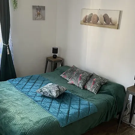 Chez Tifille 埃斯坦