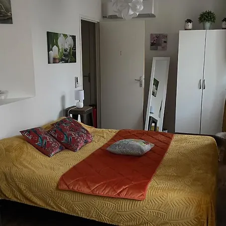 Chez Tifille Bed & Breakfast