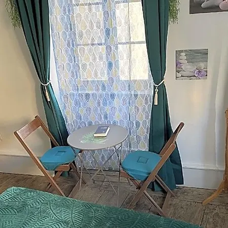 Frühstückspension Chez Tifille 3*