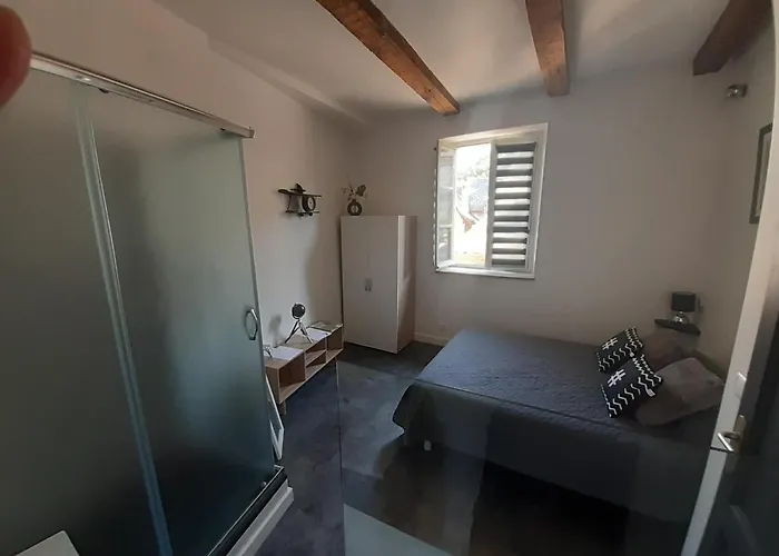 Bed & Breakfast Chez Tifille 3*